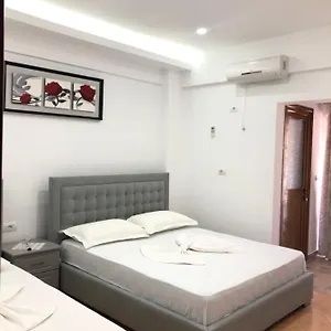 Eraldo Brahimi Apartment Ksamil
